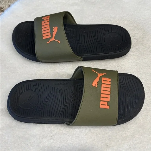Puma slides - Picture 1 of 4